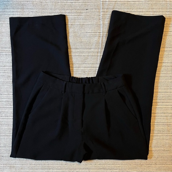 Old Navy Extra High Waisted Taylor Wide Leg Pants - Picture 4 of 8
